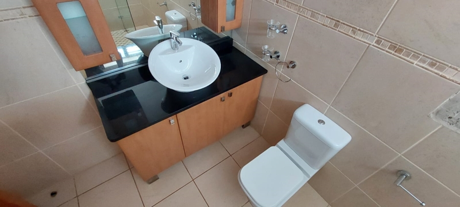 5 Bedroom Property for Sale in Ferreira Town Eastern Cape